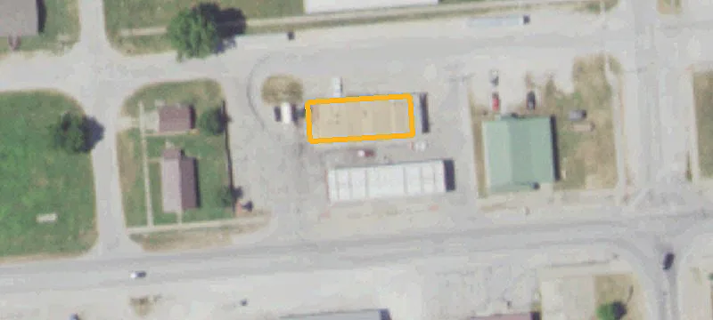 206 Commercial St