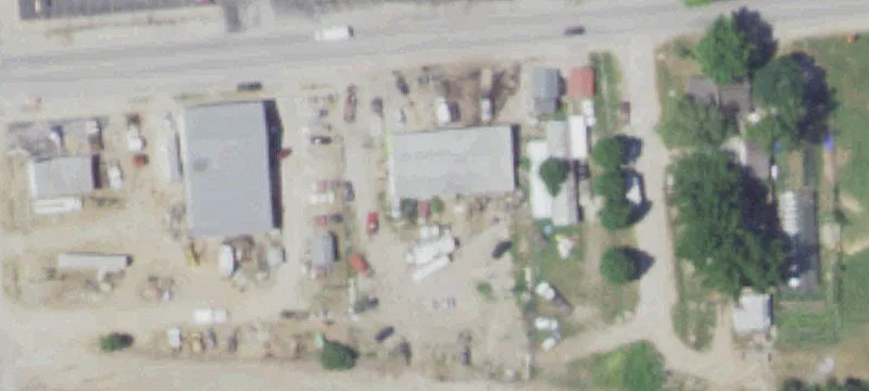 204 Commercial St