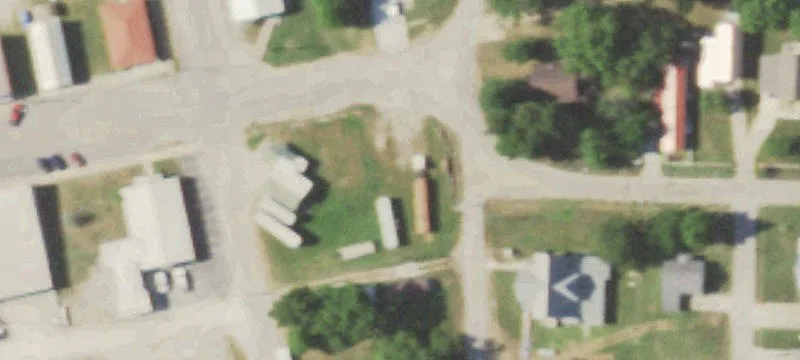 305 Main St