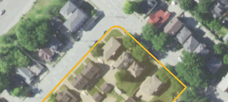 201 Clay St