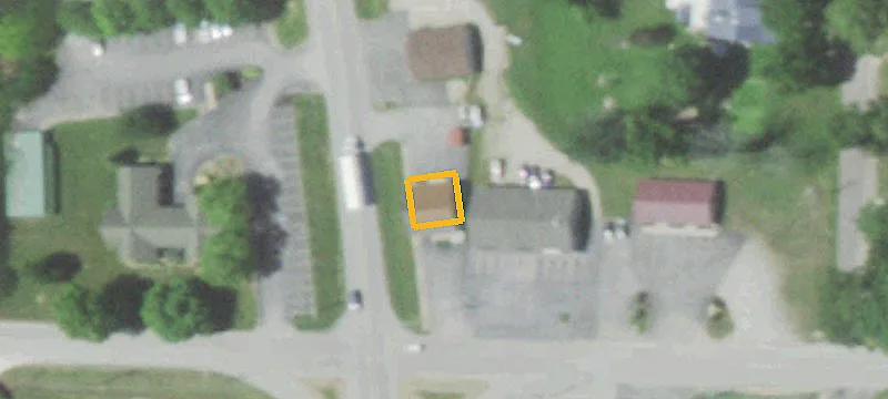 100 5th St