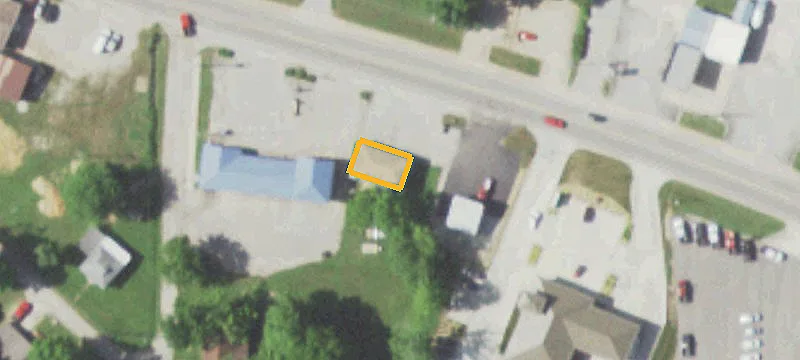 704 Main St