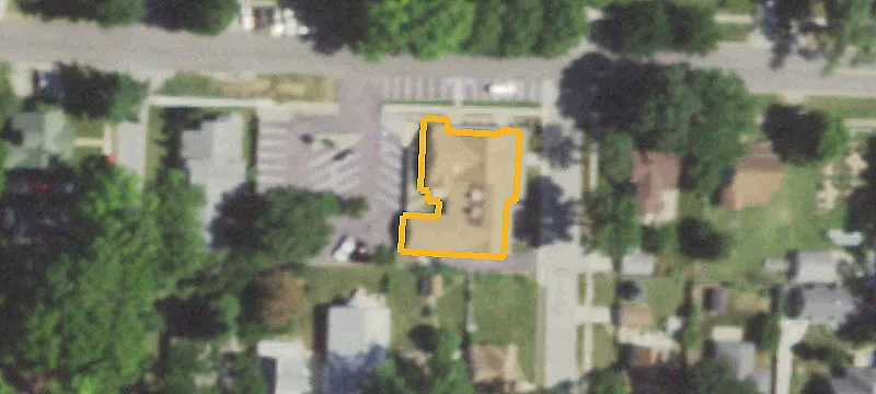 1600 Main St