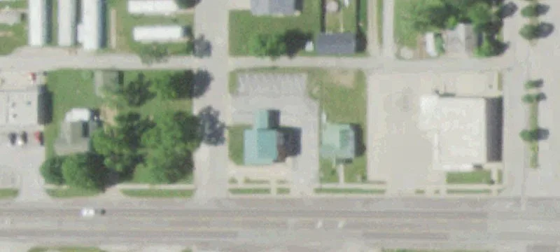211 Lincoln Ave