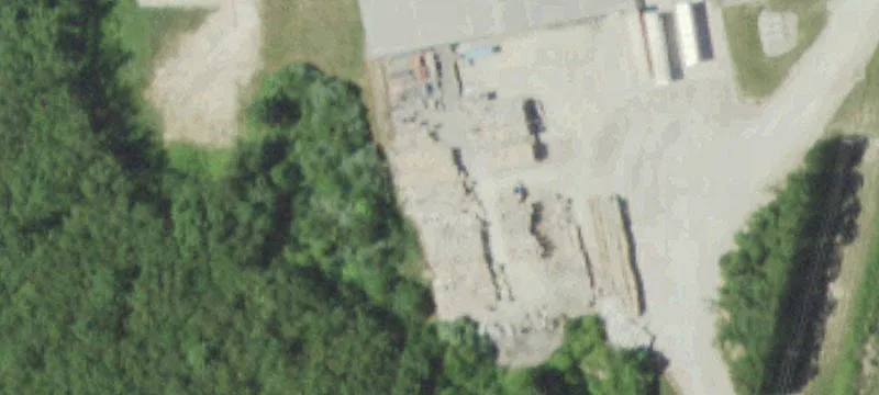 1012 Commercial Dr