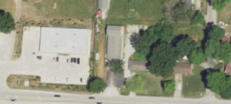 2006 Main St