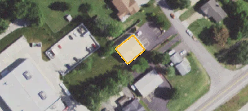 2051 Bender Ln