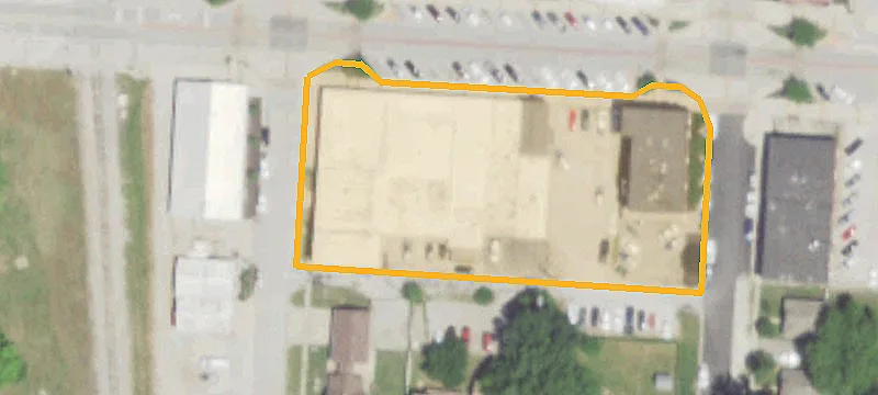 707 Main St
