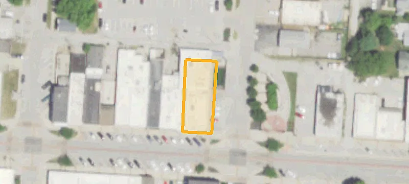 724 Main St
