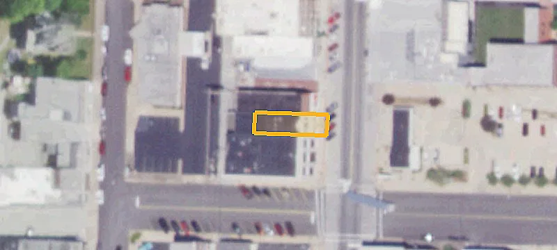 106 Main St