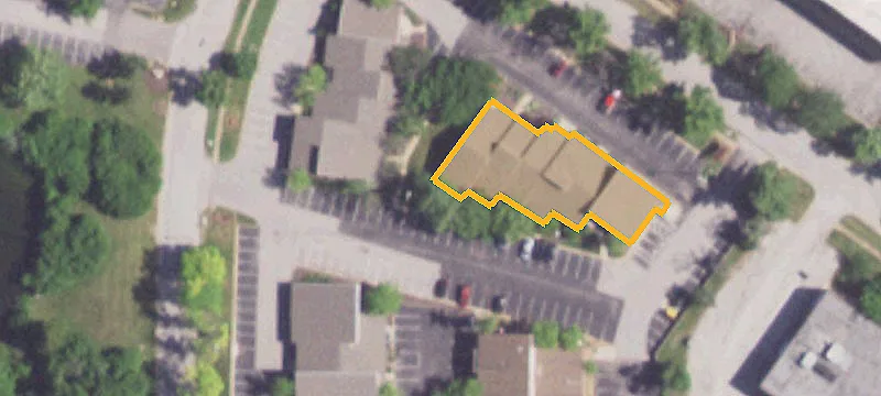 1566 Woodlake Dr