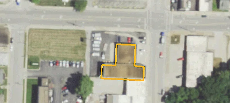 300 Main St