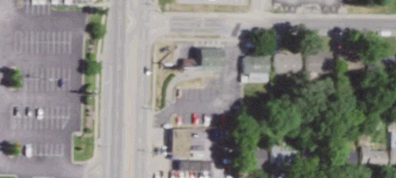 2002 Campbell Ave