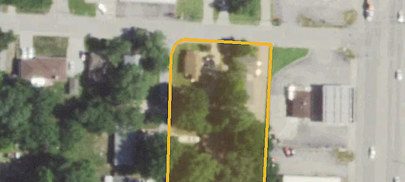 708 Walnut St