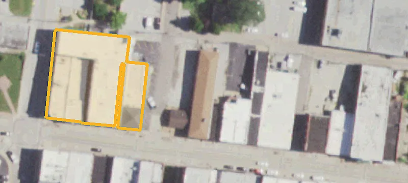 215 Main St