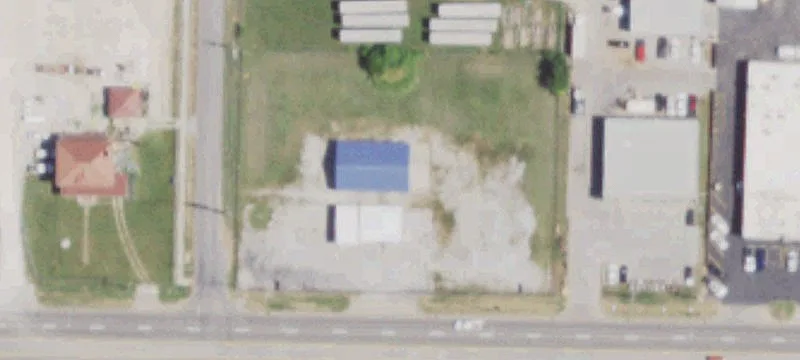 2957 Chestnut Expy