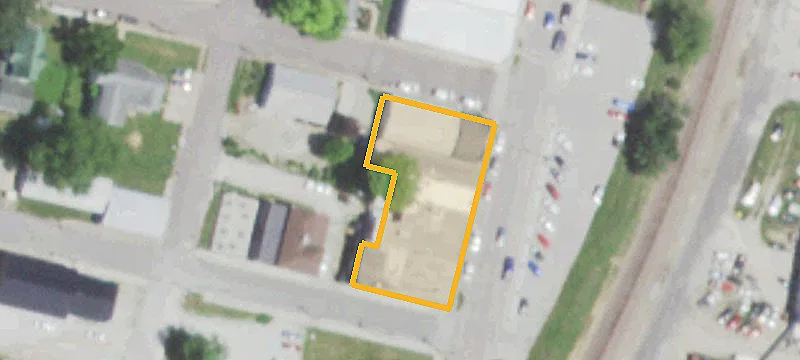135 Main St