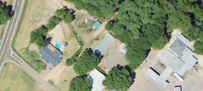 1044 Main St
