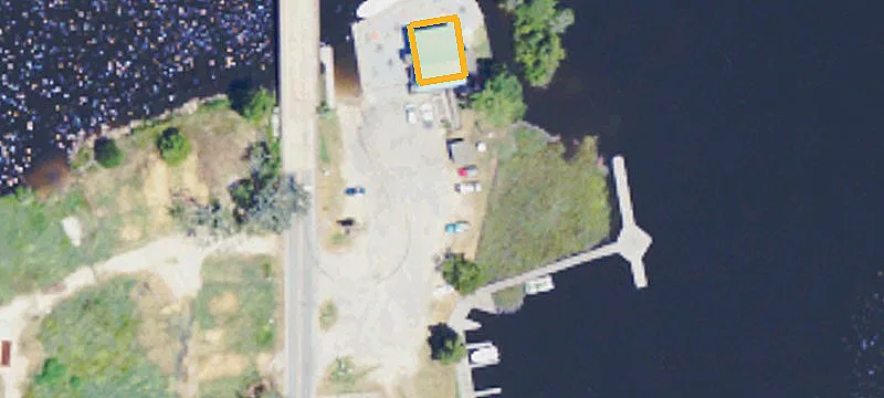 12056 Cedar Lk Rd
