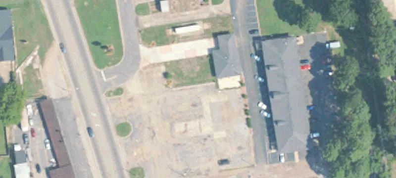 690 Hwy 45th N
