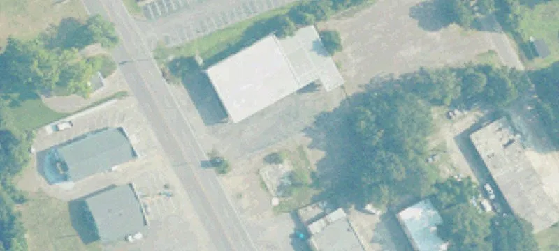 1104 Broad Ave