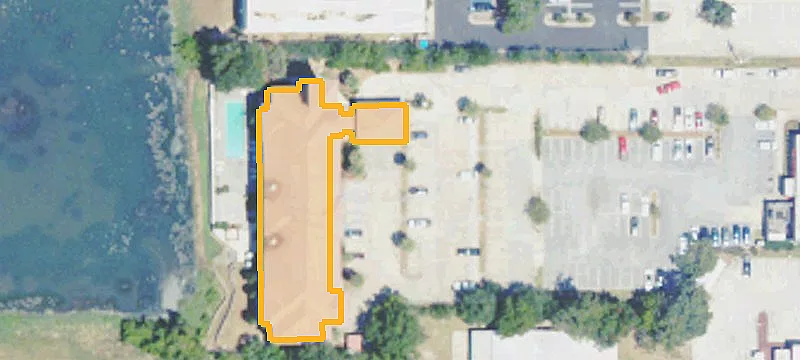957 Cedar Lk Rd