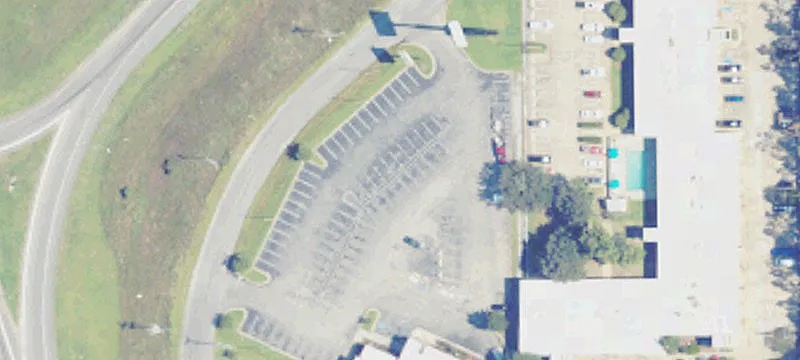 6736 Hwy 63