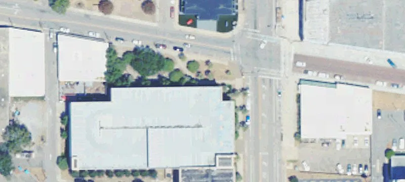 859 Howard Ave