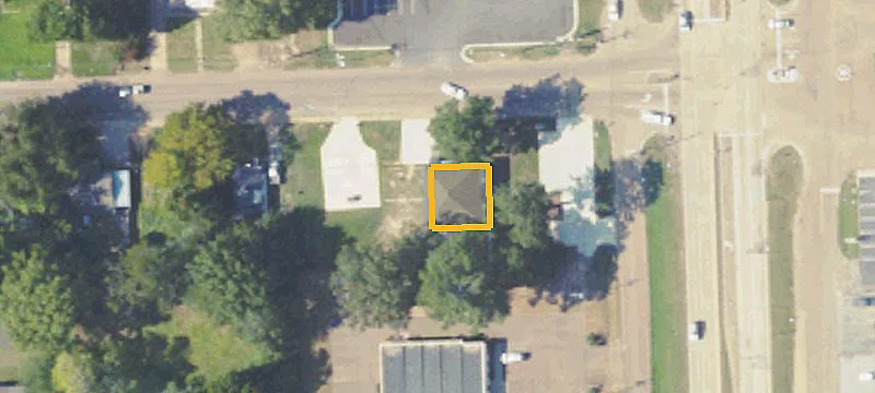 663 Service Dr