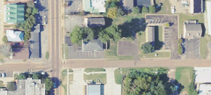 2620 Hwy 51st S