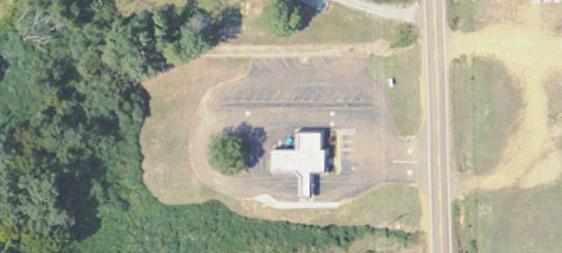 5825 Hwy 305