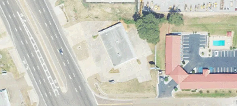 890 Hwy 49th S