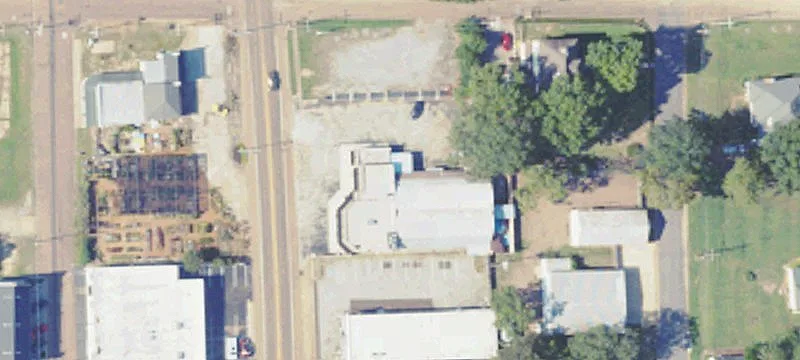 2394 Hwy 51st S