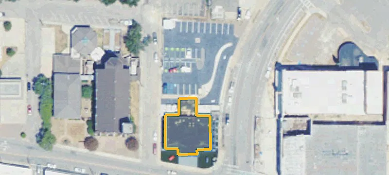 854 Howard Ave