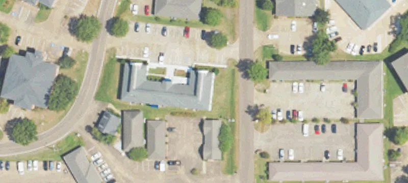 643 Lakeland E Dr