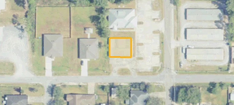 8904 Palmetto Dr