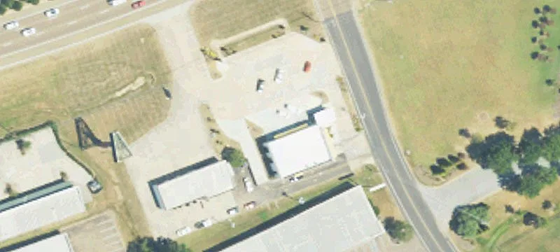 2675 Lakeland Dr