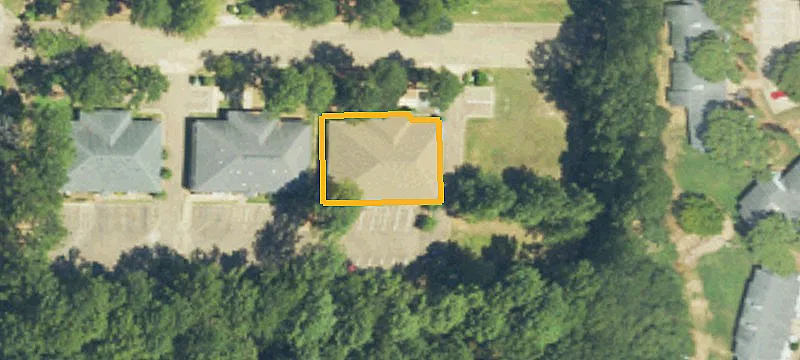 404 Legacy Park