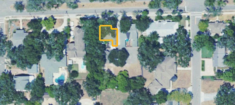 1311 Father Ryan Ave