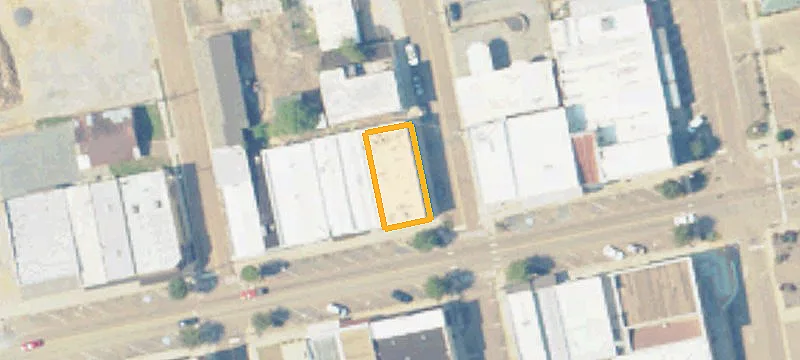 301 Main St