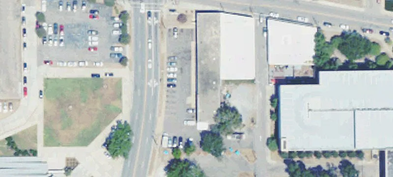 887 Howard Ave