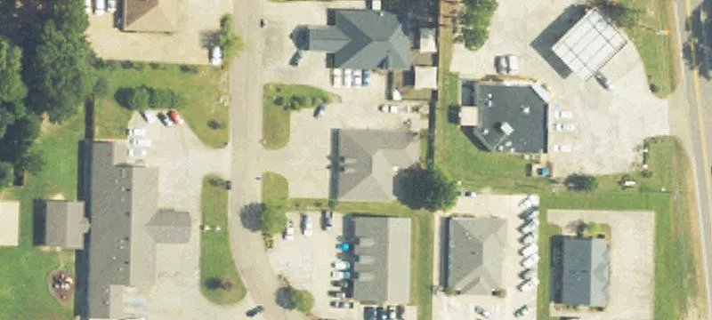 1041 Lk Vlg Cir