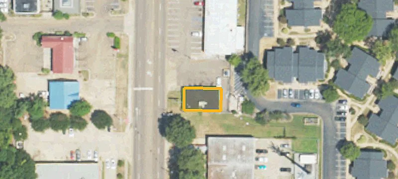 5820 Ridgewood Rd