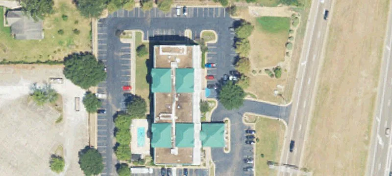 5709 I 55th N