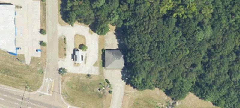 2300 Lakeland Dr