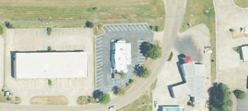 2481 Lakeland Dr