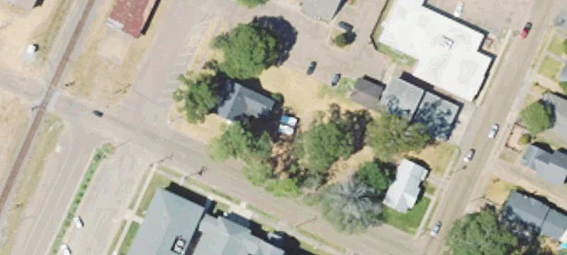 202 Railroad Ave