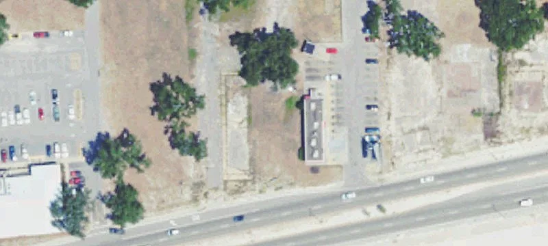 660 Beach Dr