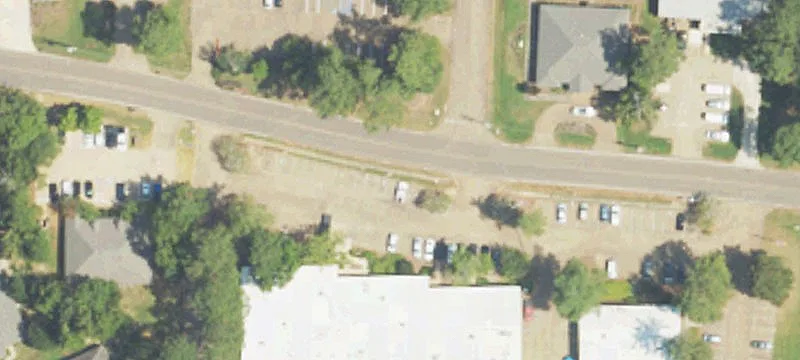 2001 Airport N Rd