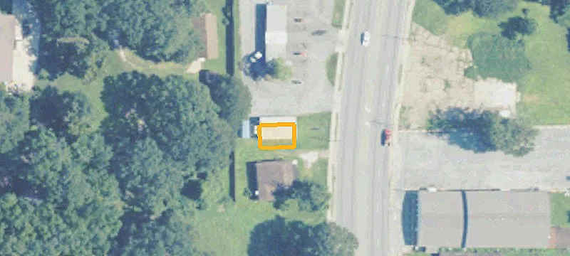 3911 Main St